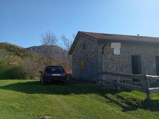 Maison  Lugar bermiego. Quiróscasa