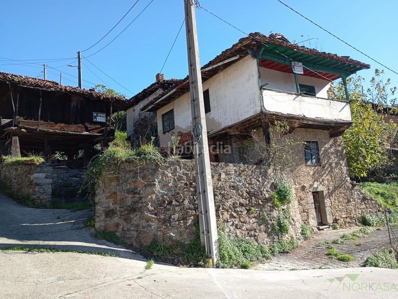 Foto 233db992-de0d-4c42-9eea-5354d7f1909c. Casa a Quirós