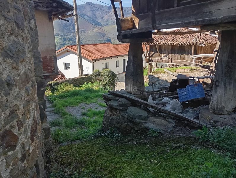 Foto 6bb2b531-1df2-42fe-a3a5-9900309b761e. Casa a Quirós