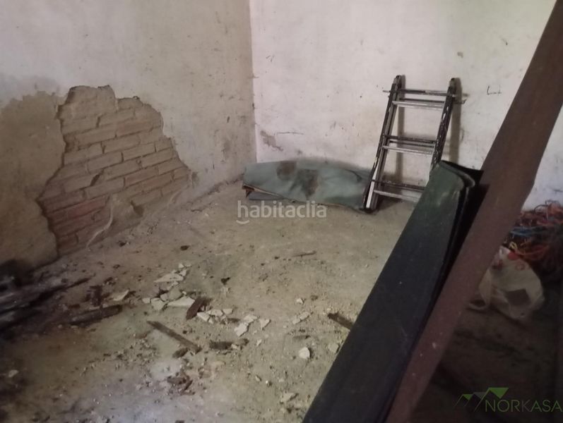 Foto f90d2ac6-dd2a-442c-989c-8490bd44a5ca. Casa a Quirós