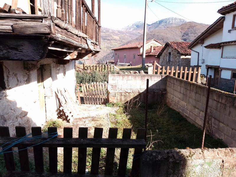 Foto 5915db4e-d244-453d-8df9-2b1fcfa2ba59. Casa a Quirós