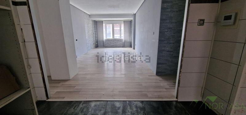 Foto bd504bc3-e626-4fe1-9633-6c9dd762b3e5. Pis amb calefacció a El Carbayedo - El Quirinal Avilés