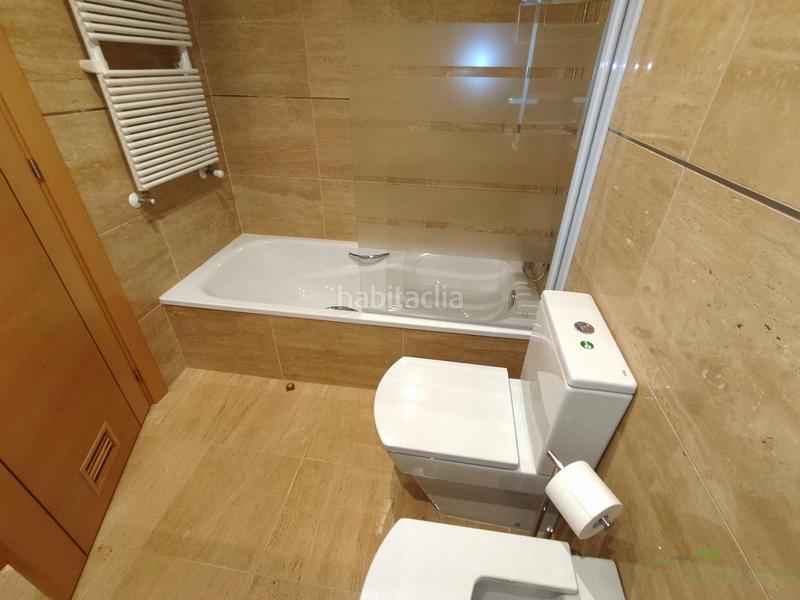 Foto af16ad52-b90a-43c4-9f1a-6080b0a1c83c. Alquiler apartamento  en Parque San Francisco - Uría Oviedo