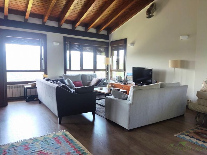 Foto 47e162d4-d048-448a-8027-e77ebc90c2bb. Xalet amb calefacció aparcament a Cabranes