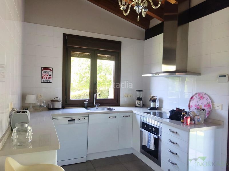 Foto 4929021a-15fd-4b2c-8a85-6c7ac95b62c1. Xalet amb calefacció aparcament a Cabranes