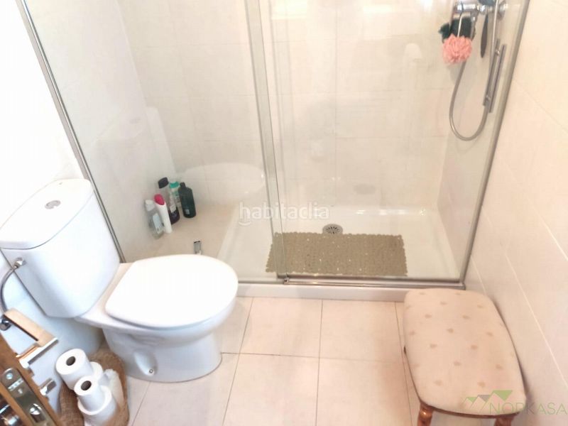 Foto c66360d8-f649-4049-81fd-974742db7729. Xalet amb calefacció aparcament a Cabranes