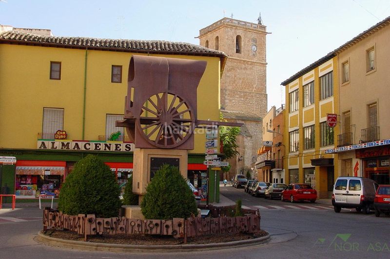 Foto 577e46f2-694b-4f62-8ba1-4990c5b894a6. Edifici a Quintanar de la Orden