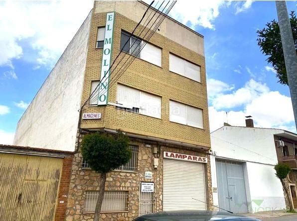 Foto cb91d4c6-fc8e-45ed-8e4d-2b29f35a26df. Edifici a Quintanar de la Orden