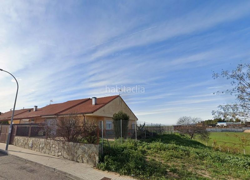 Foto 16963b90-f22d-422d-8227-edbdae3055ff. Casa adossada amb aparcament a Novés
