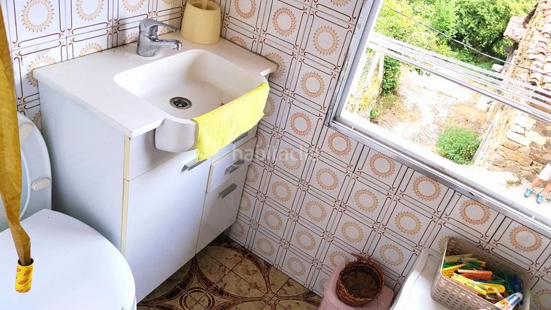 Foto abf0df70-9380-47ba-9ac0-e9e2518b7a1d. Casa amb calefacció a Quirós