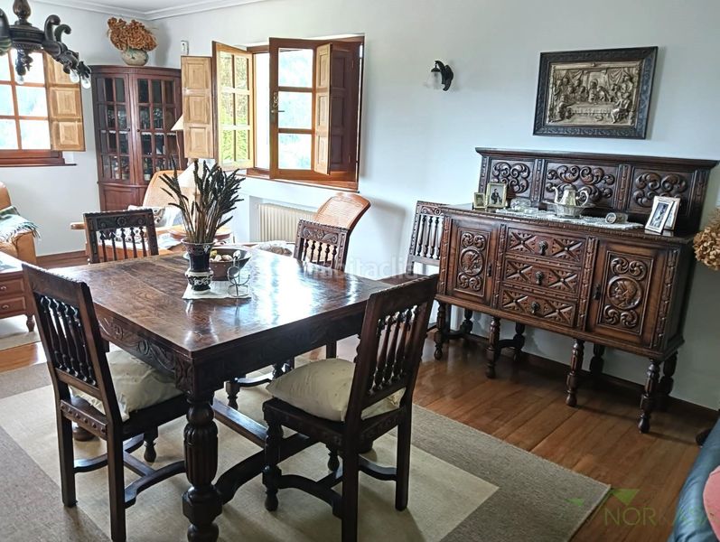 Foto 207ddac4-4bce-46c0-952d-4b9359ee7679. Chalet  en Pravia