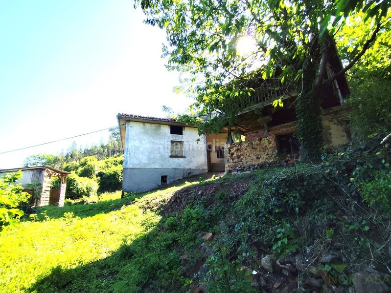 Foto 1bf8f104-c621-462a-97a8-1e02692974f0. Casa a Salas