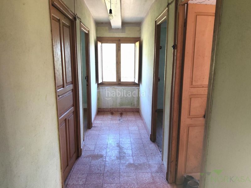 Foto 2e28bde0-8e55-45c4-b8fb-2a2e22fe0f08. Casa a Salas