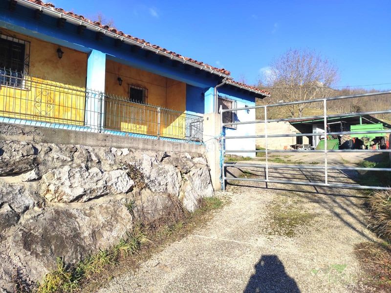 Foto 21de8d86-5115-49ce-9f08-0f8320ceca6b. Casa a Quirós