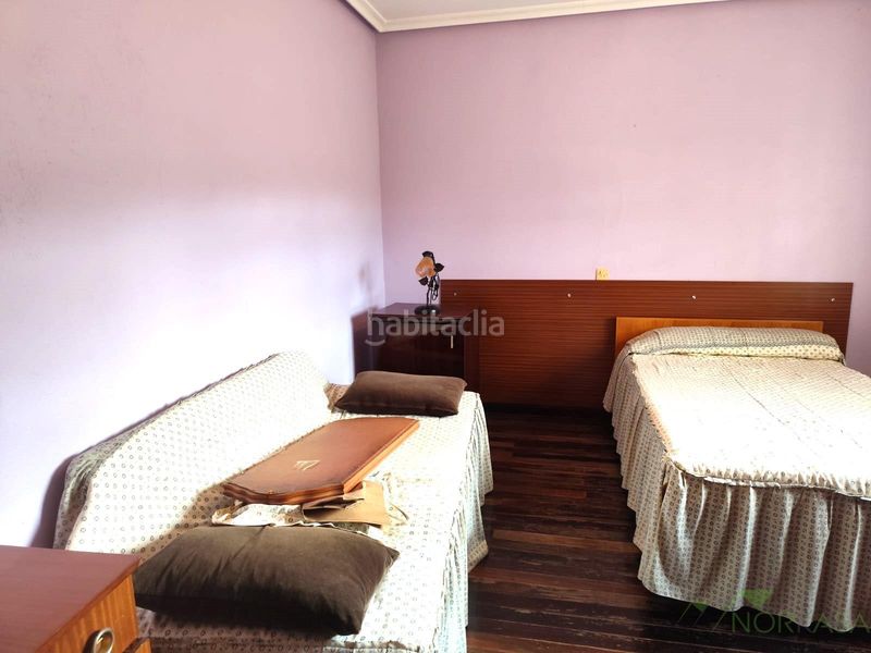 Foto 5a7ab69f-fe74-4d54-ac8f-cfcbad2be6f9. Casa a Quirós