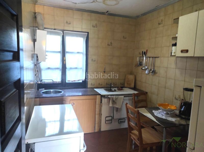 Foto 7c982d32-d358-4a1b-a190-314a9e3d9ffc. Casa a Quirós