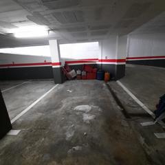 Aparcament cotxe a Cassà de la Selva. Plaza de parking en enric coris, cassa de la selva, muy bien sit