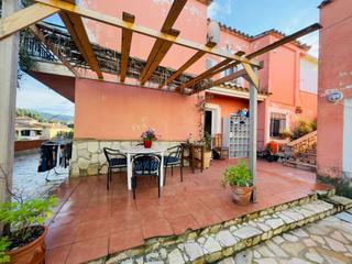 Casa  Valencia. Casa unifamiliar en venta en la urbanización mas pere de calonge