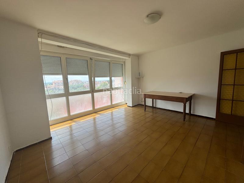 Foto b3b1903c-c608-485a-a391-19667ba3f82f. Piso oportunidad! piso de 96 m² de tres habitaciones. en Cassà de la Selva