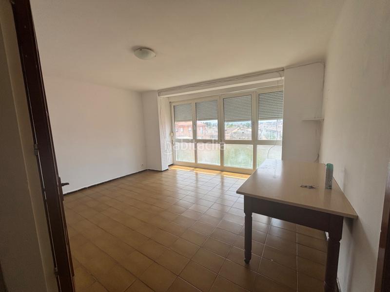 Foto b8a64870-32f3-4f47-a6e8-09829b550b8f. Piso oportunidad! piso de 96 m² de tres habitaciones. en Cassà de la Selva