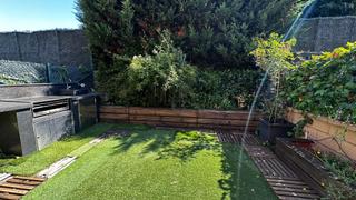 Casa adossada a Cass de la Selva. Preciosa casa con jardn y parking privado