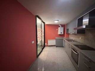 Miete Etagenwohnung in Carrer del remei 12. Se alquila planta baja de 1 habitación.