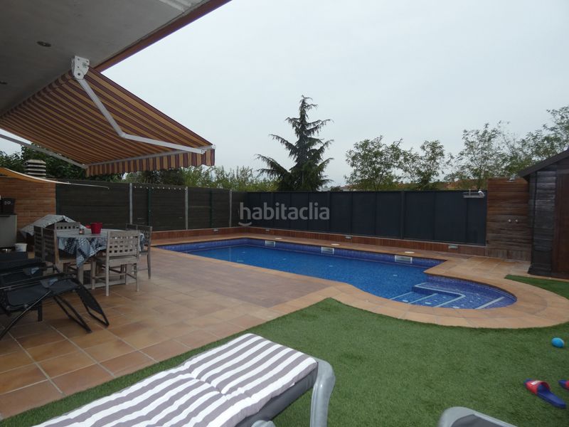 Foto 65cb0072-2b02-4e2b-9f3b-9f0b77a2ebb0. Xalet amb calefacció aparcament piscina a Llagostera
