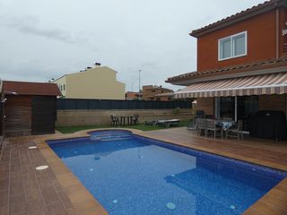 Chalet  Carrer president companys. Una casa especial para quien busca algo más que una vivienda
