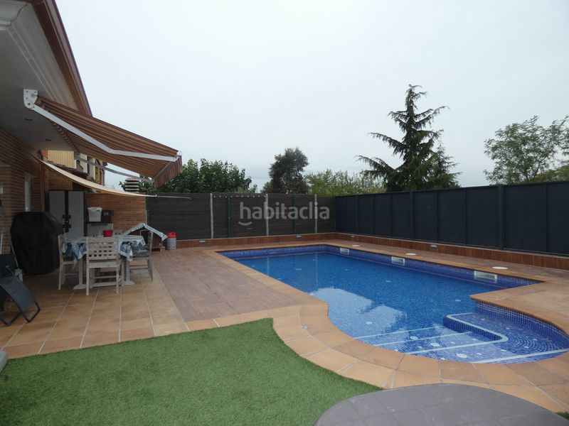 Foto f878d78d-d01f-4003-9c76-9a24d373b83a. Xalet amb calefacció aparcament piscina a Llagostera