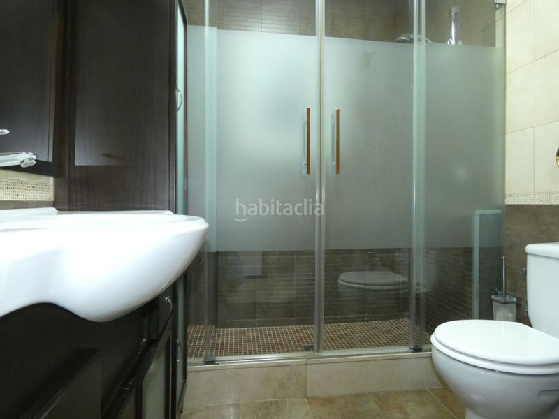 Foto b5d0bb81-ca4b-4613-8202-1e7574f87c47. Pis amb calefacció aparcament a Sant Narcis Girona