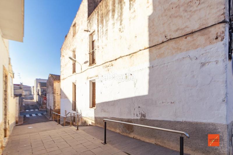 Foto 146f3bc0-1688-498a-b0d8-90454b35dc12. Casa aparellada a Santa Bàrbara