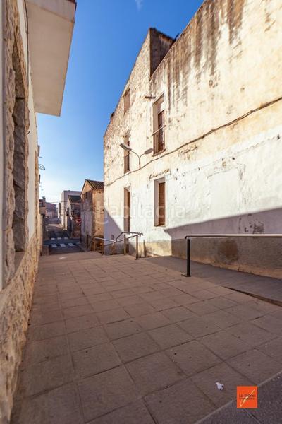 Foto 1e9e06de-70a1-4b71-ad7c-c154b3424855. Casa aparellada a Santa Bàrbara