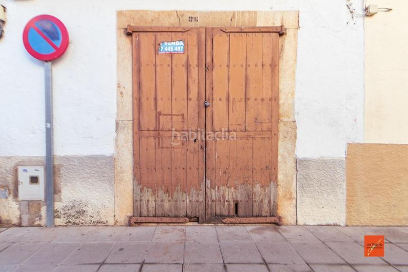 Foto 6ac46888-f69b-448a-83d4-b535ca8b90b3. Casa aparellada a Santa Bàrbara