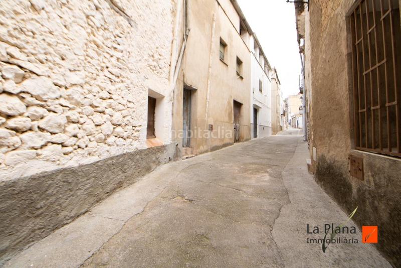 Foto fee24201-0f13-4fd9-bb09-70c7a72f89f5. Casa a Godall