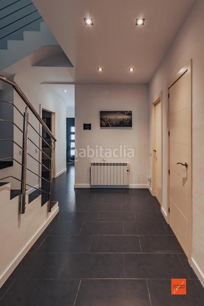 Foto c8f0251f-f1ea-426f-b6f3-c5bcec587388. Casa adossada amb calefacció aparcament a Sant Llatzer Tortosa