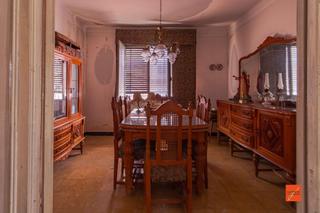 Casa a Santa Bàrbara. Casa esquinera con almacén en venta en santa barbara tarragona