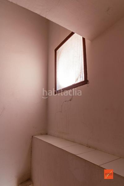 Foto bf5c01cf-b9e2-4474-b609-d05c2bb9c2ad. House with parking in Santa Bàrbara