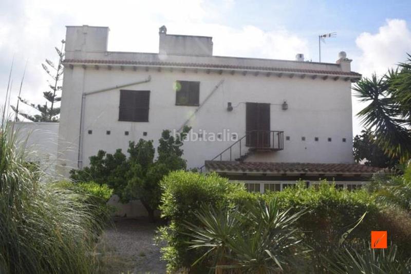 Foto 130d85d6-13d7-4133-a178-42b121ff2966. Casa con parcheggio in Nord Sant Carles de la Ràpita
