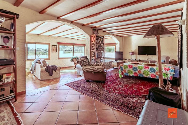 Foto b7456a9b-7e15-44ba-9693-657e29499748. Chalet  en venta tarragona en Ulldecona