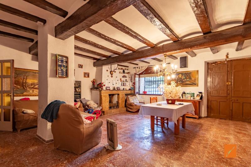 Foto 74b7a2d1-6bc8-40ee-be20-966534860a3a. Masia amb aparcament a Masdenverge