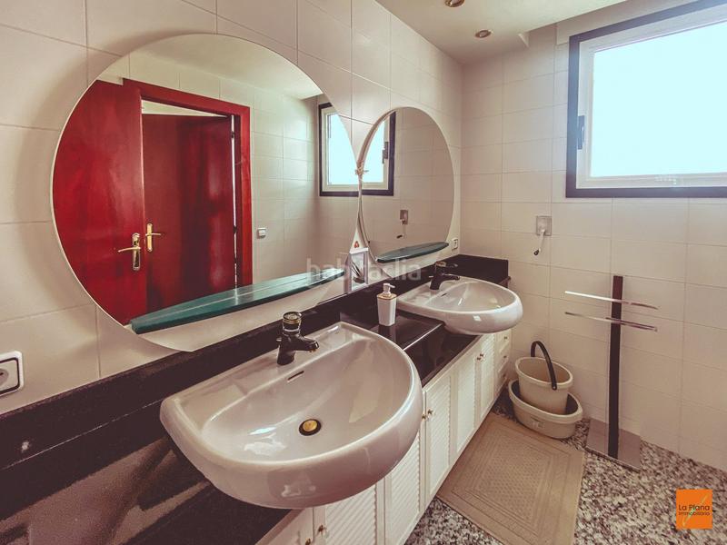 Foto d200fd3d-c49e-4450-9200-80b1a1e6813f. Chalet impresionante chalet de lujo en venta en la sénia en Sénia (La)