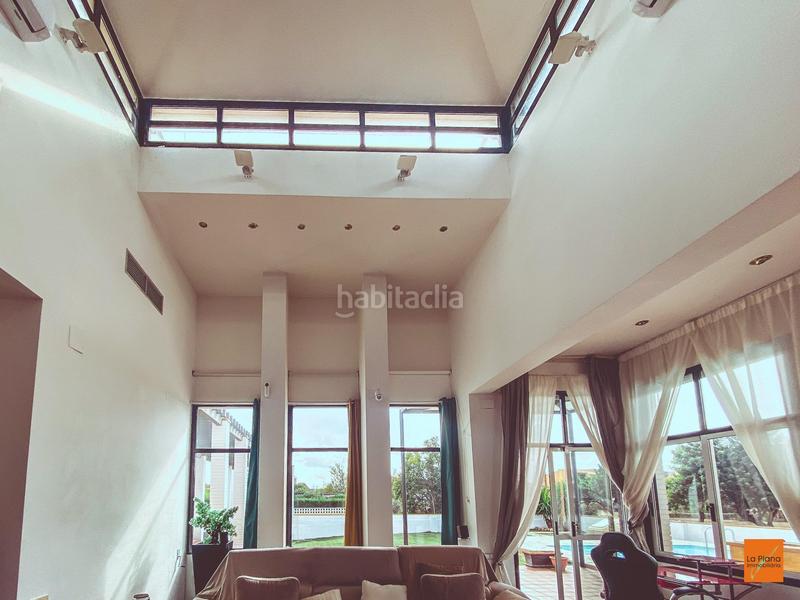 Foto f48eda64-3479-4a1c-a17f-9ef4a25b34b1. Chalet impresionante chalet de lujo en venta en la sénia en Sénia (La)
