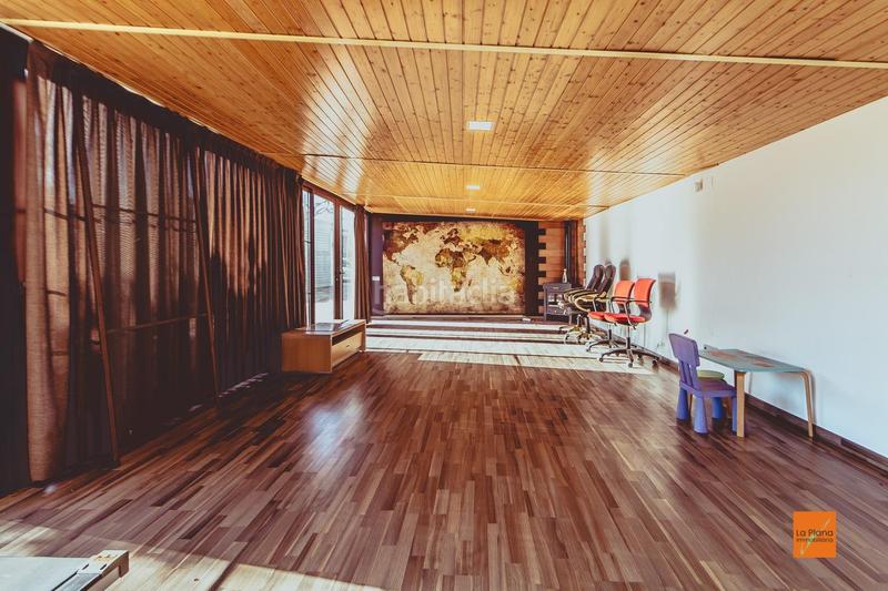 Foto 3bee18ab-78e1-4e91-a5ab-cb055ddfe5d8. Chalet with heating parking pool in Santa Bàrbara