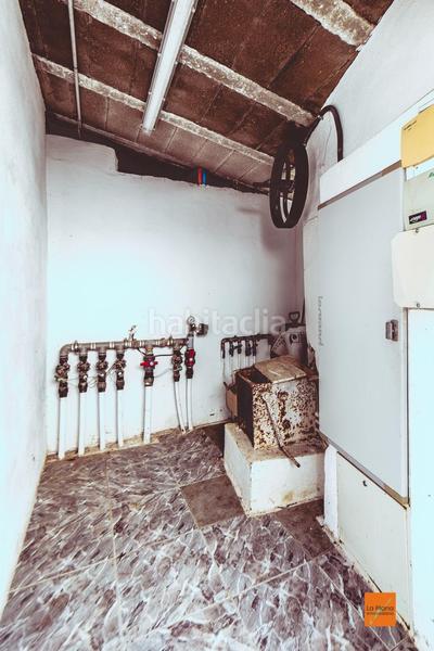 Foto 81442d49-84fa-4783-bdf2-48500c2dc837. Chalet with heating parking pool in Santa Bàrbara