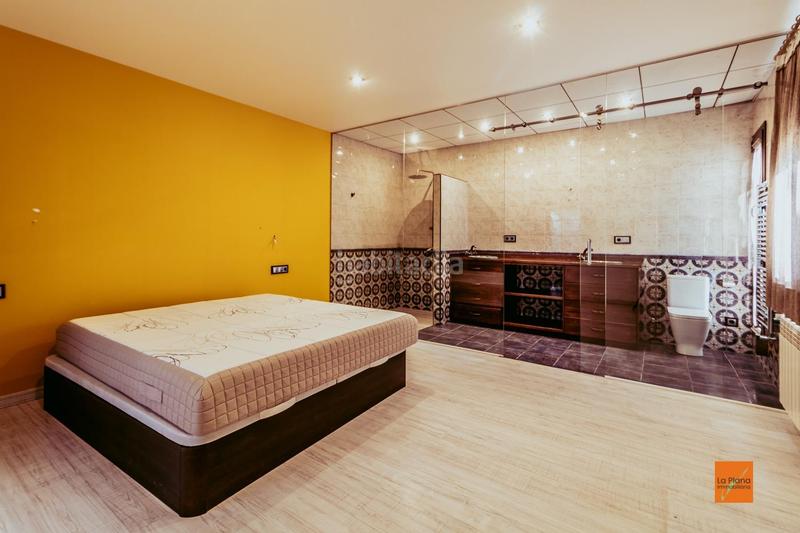 Foto c3178736-b39e-4a5d-84ba-94b164f59917. Chalet with heating parking pool in Santa Bàrbara