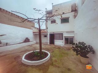 Casa a Alcanar. Casa adosada en venta en alcanar tarragona