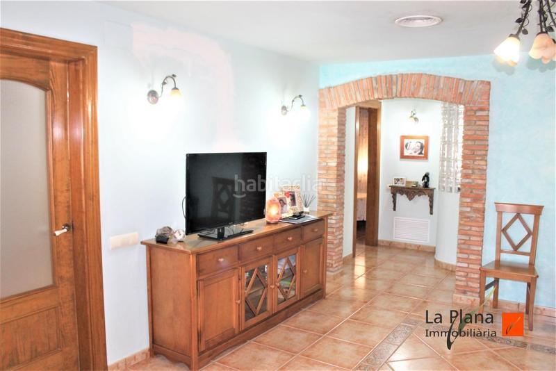 Foto a33c4377-4a82-4d2d-a231-ad4774f5424b. Casa adosada  unifamiliar en venta tarragona en Deltebre