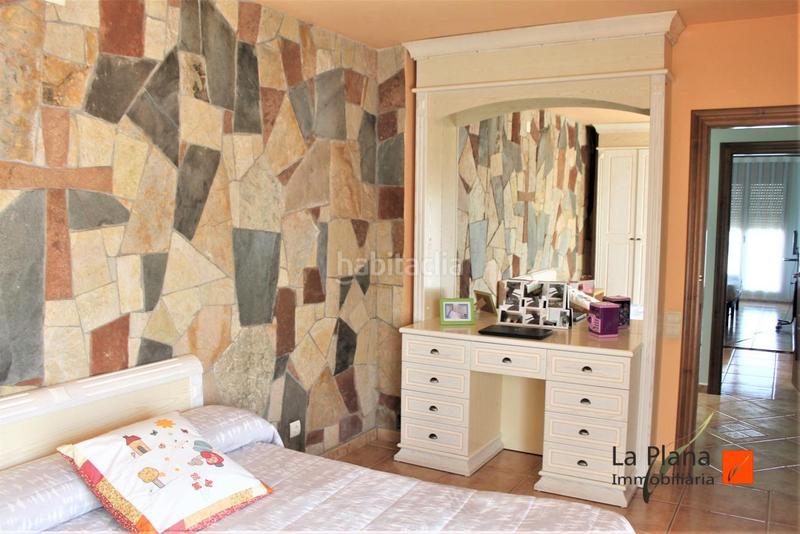 Foto b1b82993-8212-4d00-b456-dfd25cf88d29. Casa adosada  unifamiliar en venta tarragona en Deltebre