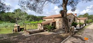 Masia a Perelló (El). Finca rustica con casa de piedra en planta baja en venta en el p