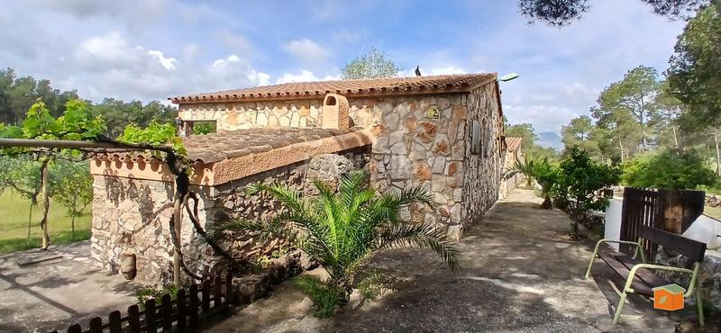 Foto 5a0605a0-3207-43ed-b8d3-e66530ef64f2. Masia amb calefacció aparcament piscina a Perelló (El)